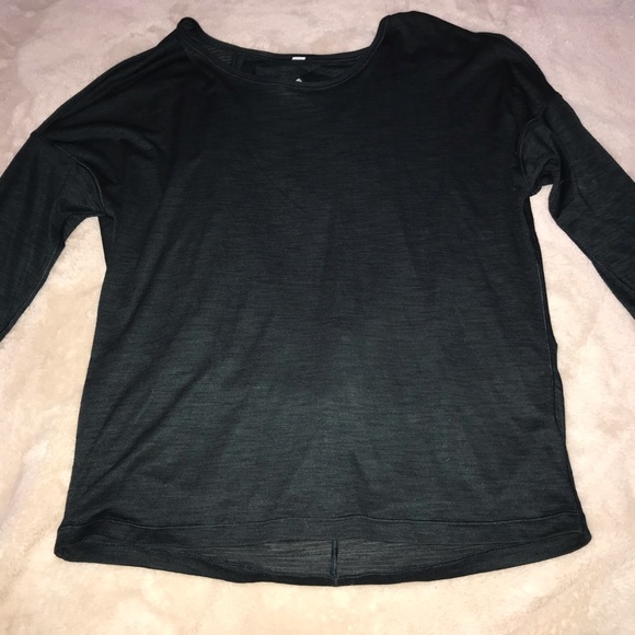 Lululemon long sleeve - Picture 1 of 2